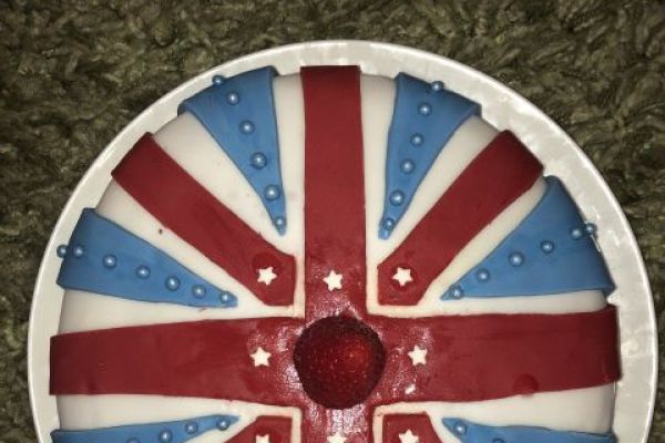 Maya's very patriotic cake